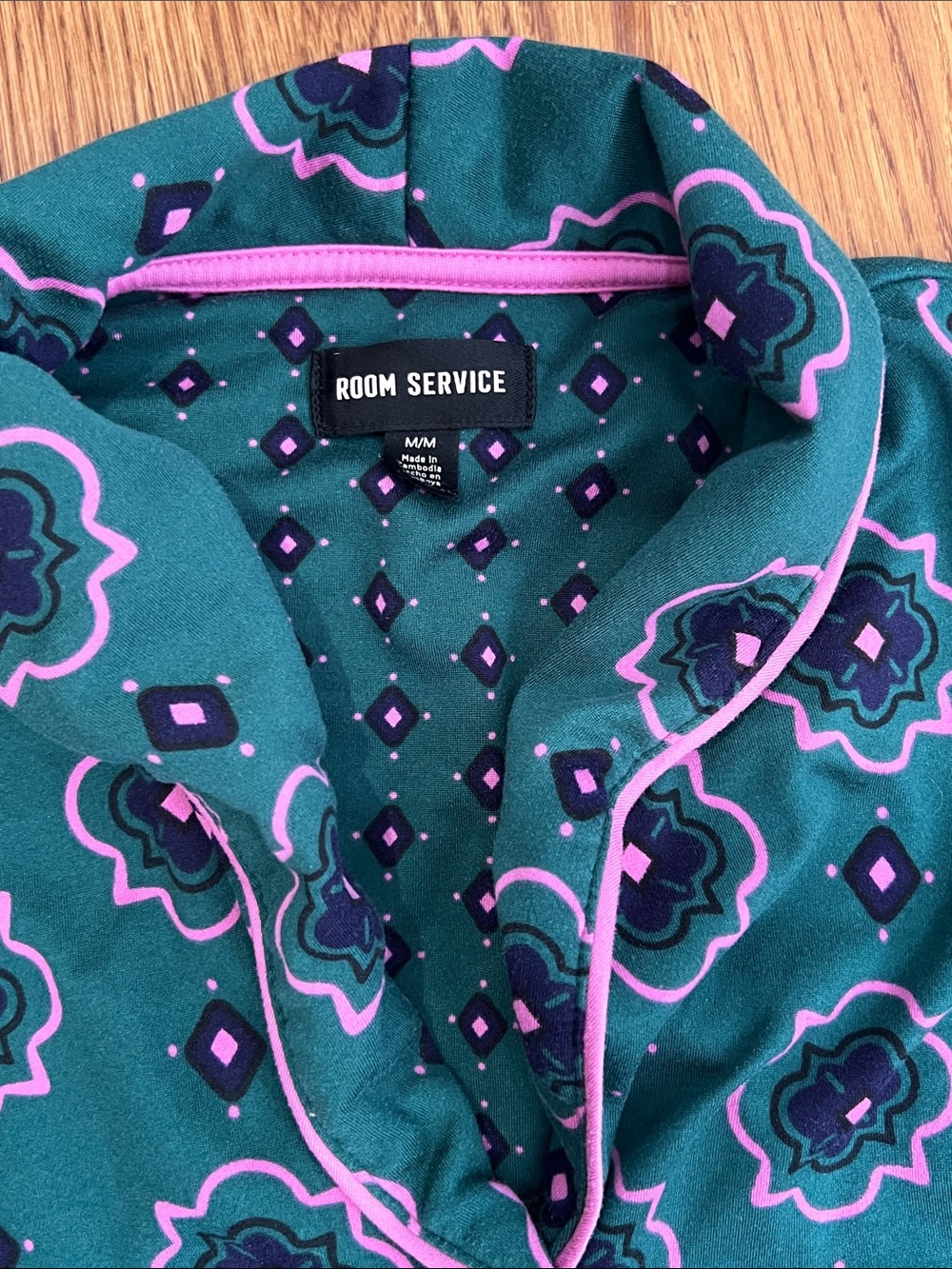 Room Service Womens Green Geo Shawl Collar Pajamas Classic - Medium - Picture 7 of 9
